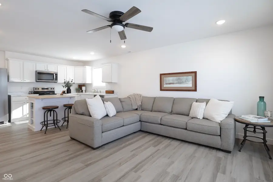 1582 W Paula Drive, Columbus, IN 47201 - #3