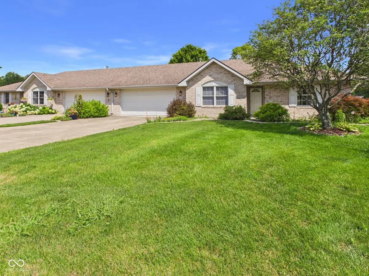 3419 Village Drive, Anderson, IN 46011 - #1