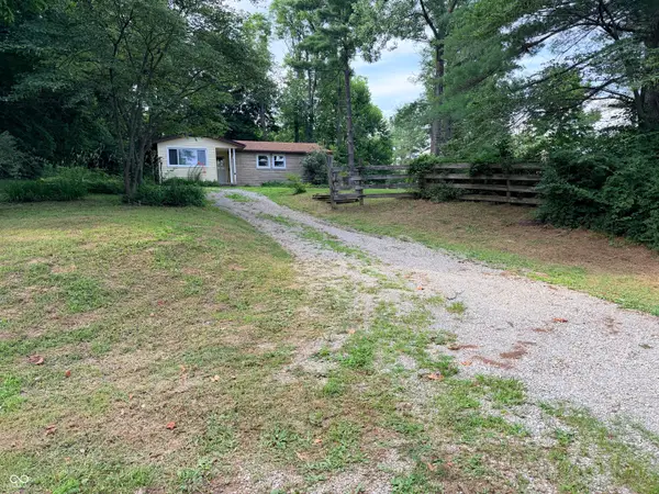 8950 W Georgetown, Columbus, IN 47201