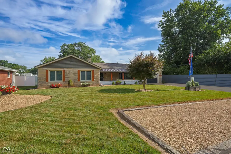 3130 27th Street, Columbus, IN 47203 - #3