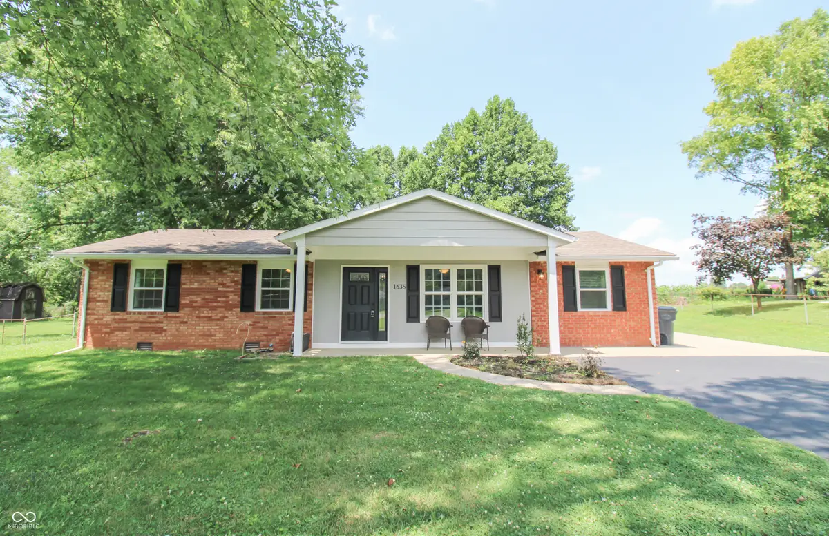 1635 E Telegraph Hill Road, Madison, IN 47250 - #1