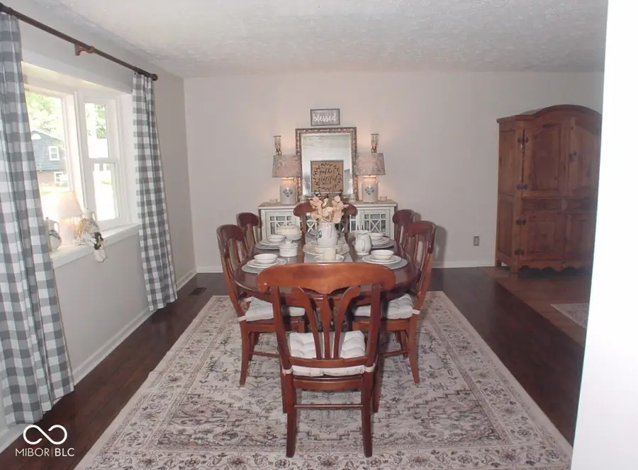 34 Riverview Court, Greenfield, IN 46140 - #2