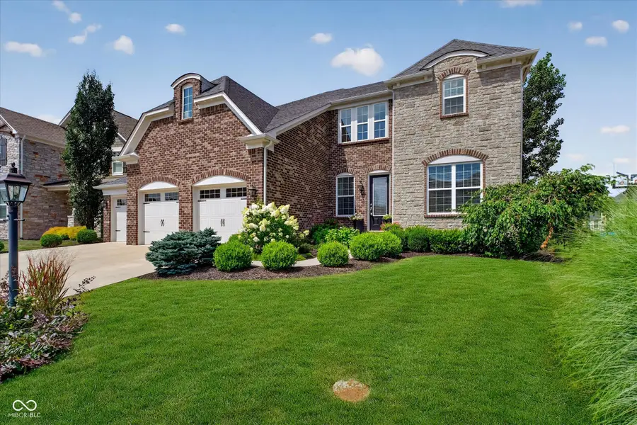 2689 E High Grove Circle, Zionsville, IN 46077 - #2