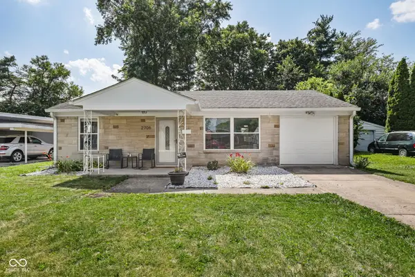 2706 Crystal Drive, Indianapolis, IN 46222