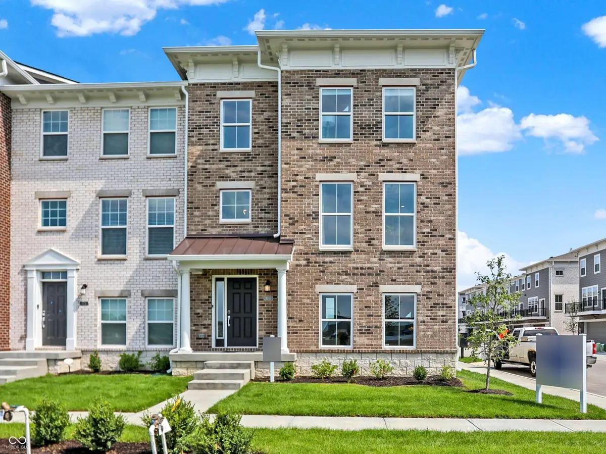 9335 Clarendon Drive, Fishers, IN 46038 - #1
