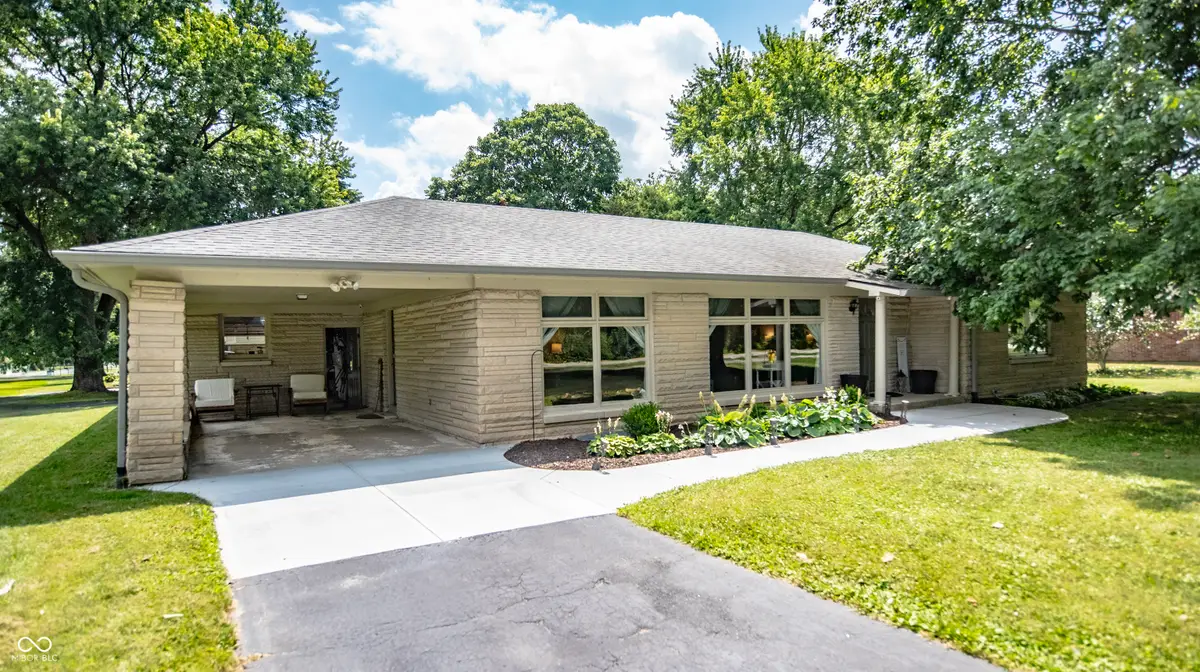 9895 Haverstick Road, Carmel, IN 46280 - #1