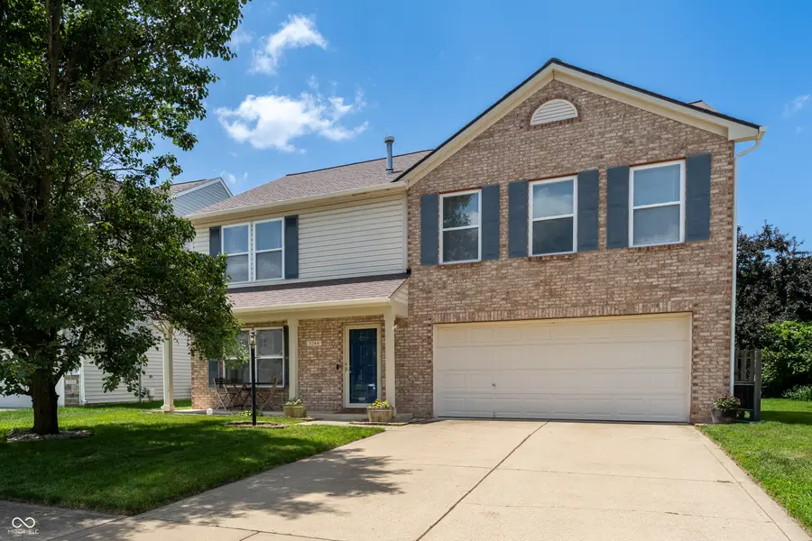 3244 Rolling Hill Drive, Columbus, IN 47201 - #2