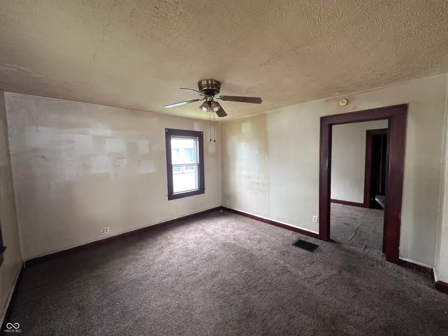 619 E 27th Street, Anderson, IN 46016 - #2