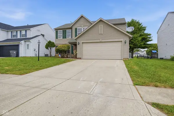 6659 Crestwell Lane, Indianapolis, IN 46268
