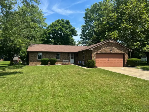 2392 W Robbie Street, Columbus, IN 47201