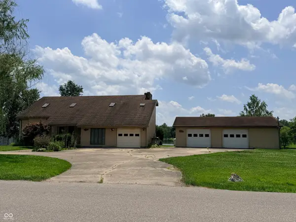 10109 E County Road 275 N, Seymour, IN 47274