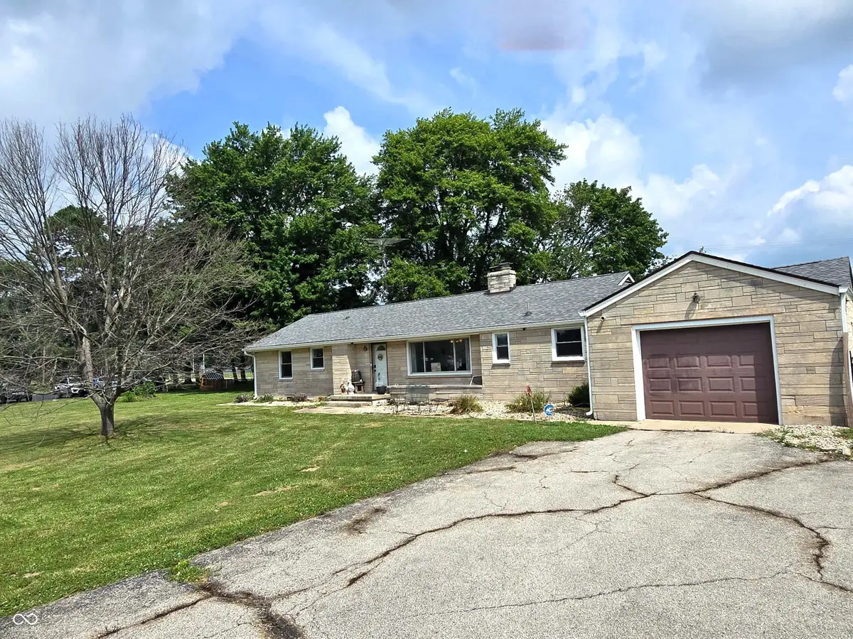 712 E Main Street, Milroy, IN 46156 - #1