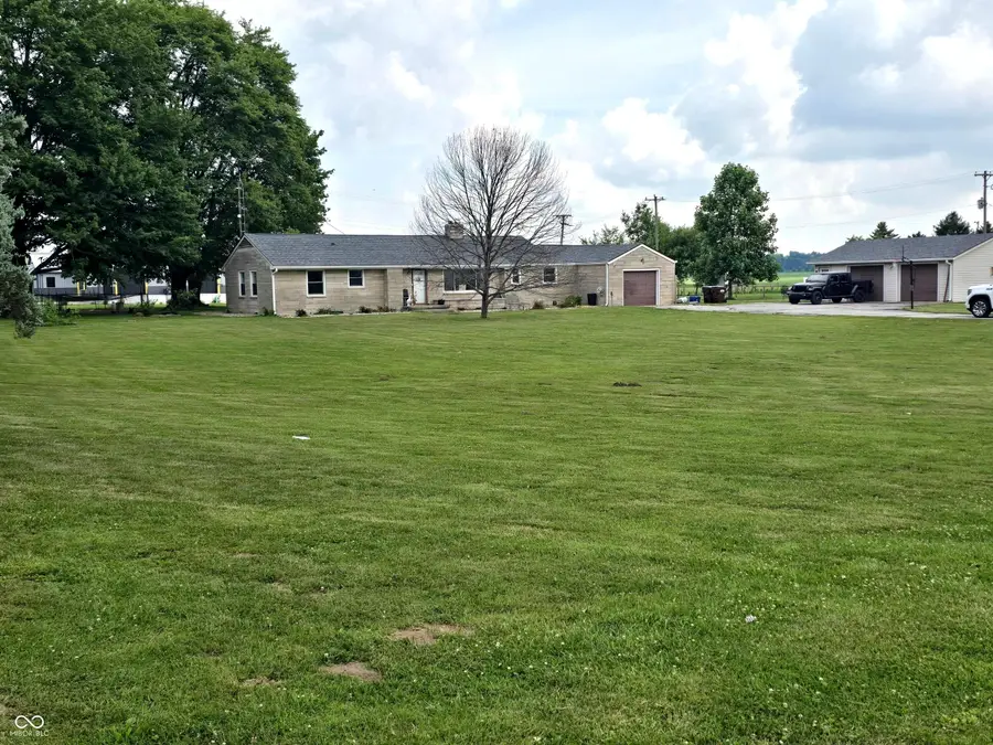712 E Main Street, Milroy, IN 46156 - #3