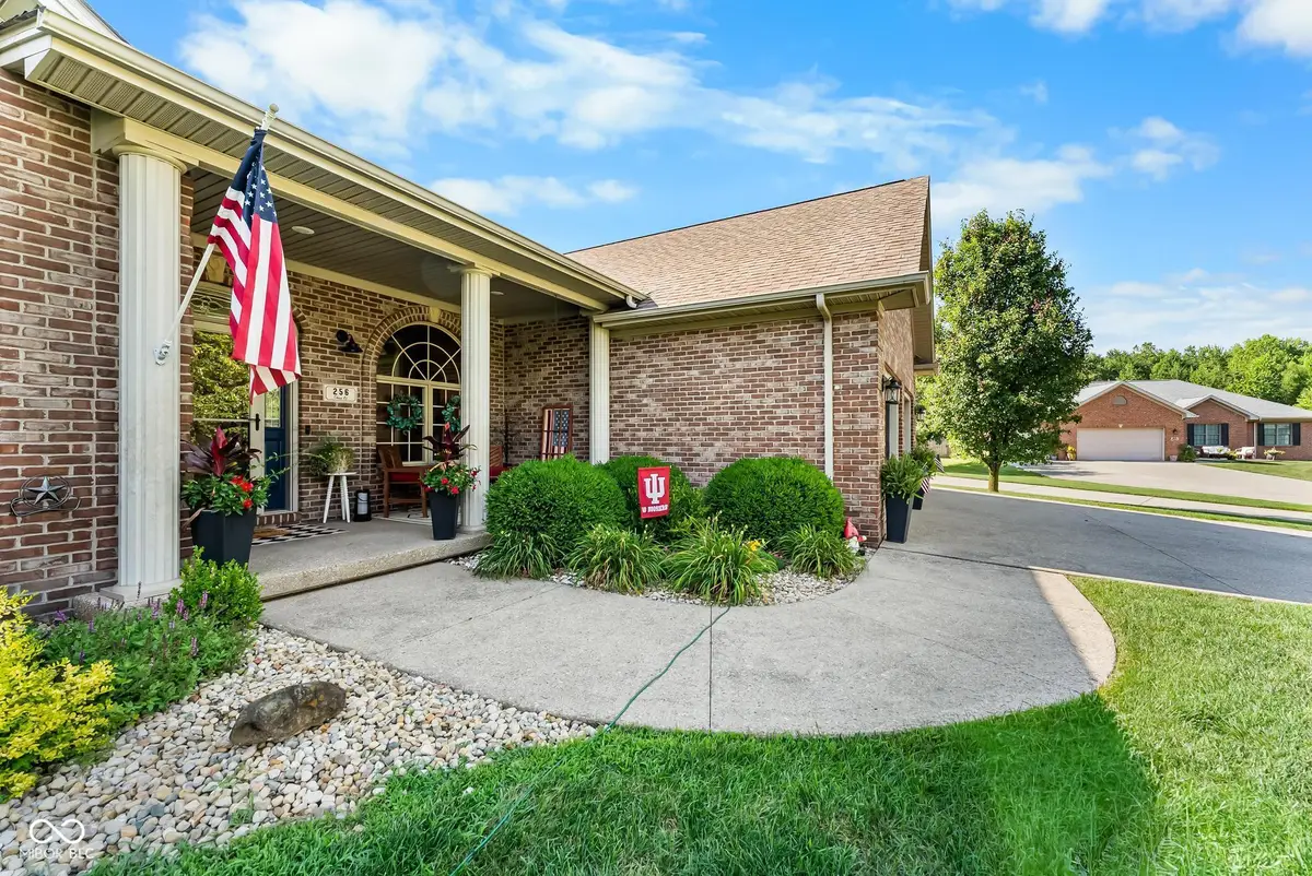 256 Chase Court, Seymour, IN 47274 - #1