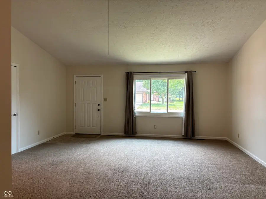 1210 Ruby Drive #E-1, Shelbyville, IN 46176 - #3
