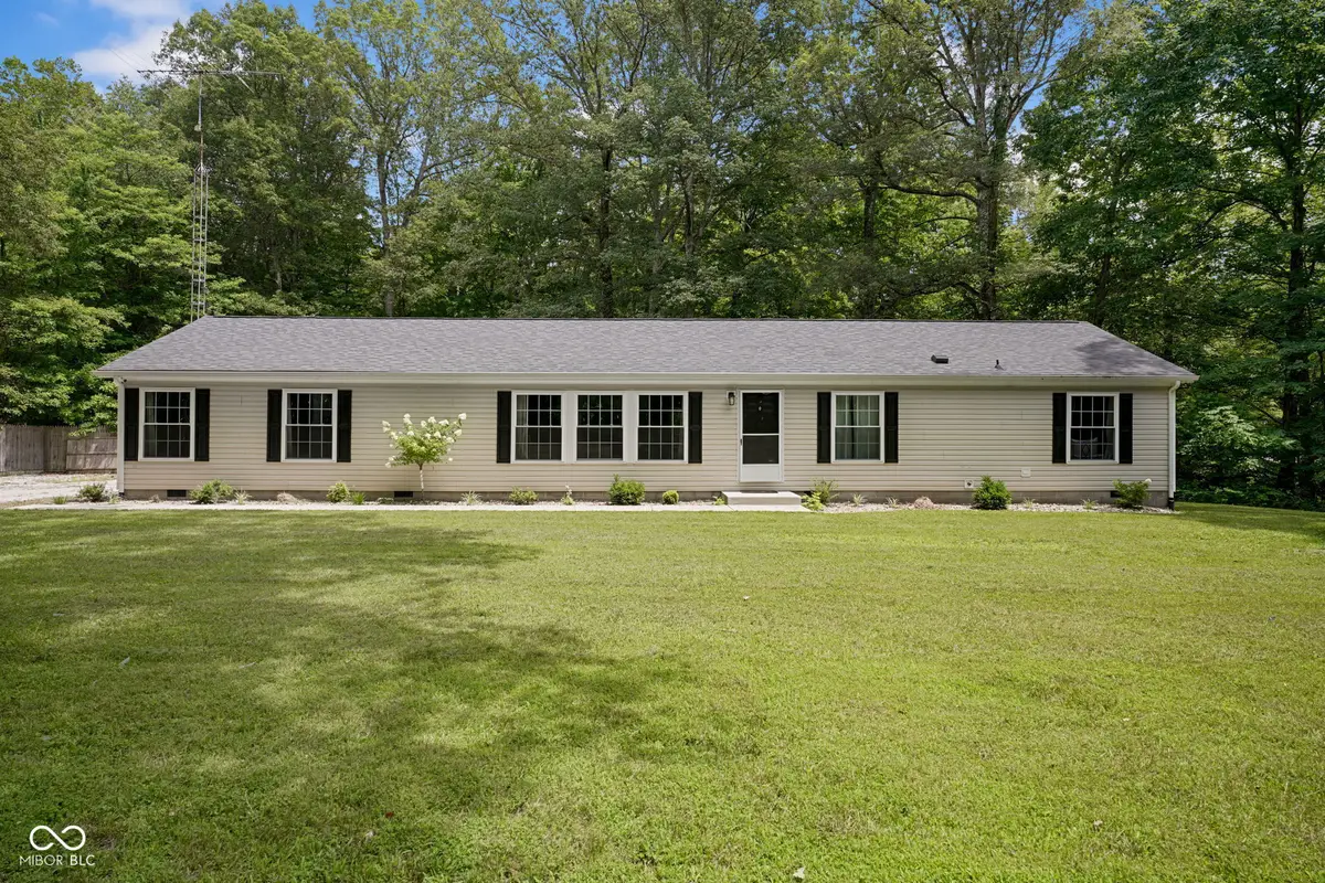860 N County Road 700 W, North Vernon, IN 47265 - #1