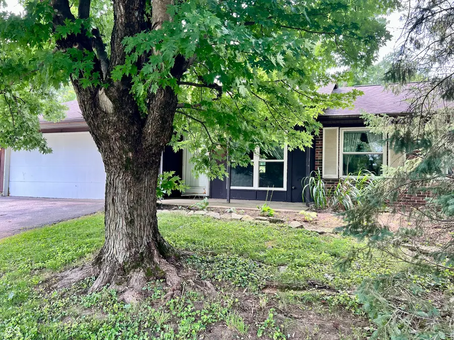 5722 Wheelhorse Drive, Indianapolis, IN 46221 - #3