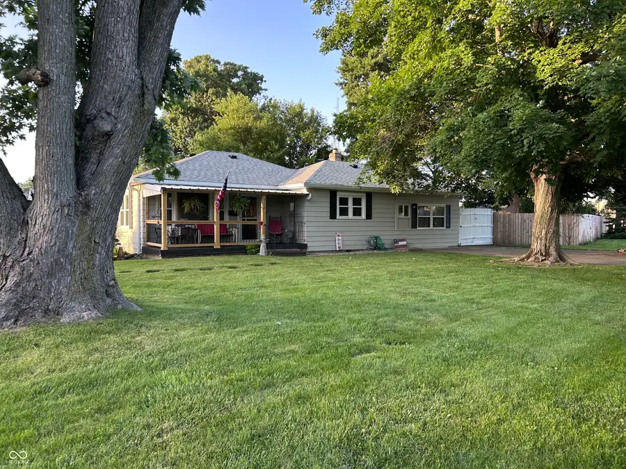 906 Harlan Street, Plainfield, IN 46168 - #3