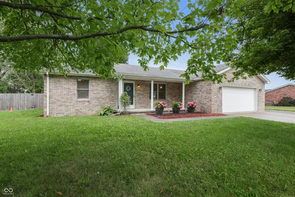 4534 Hackberry Drive, Columbus, IN 47201