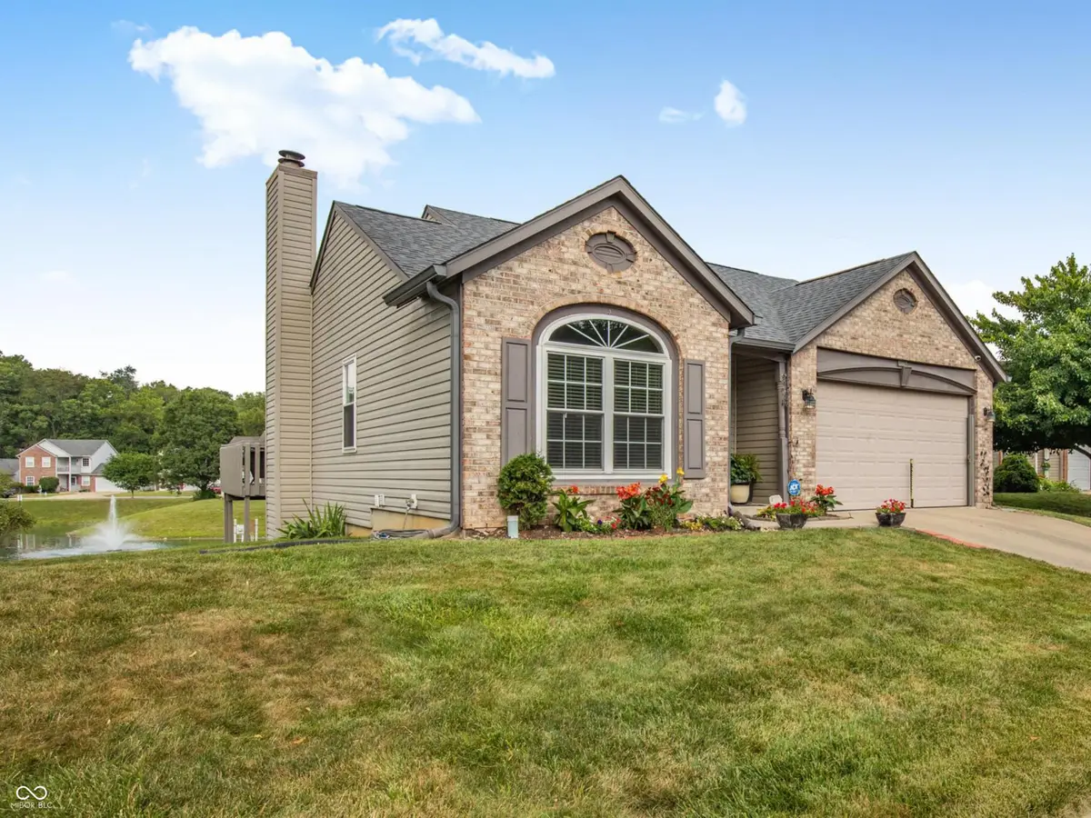 3127 N White River Parkway East Drive, Indianapolis, IN 46208 - #1