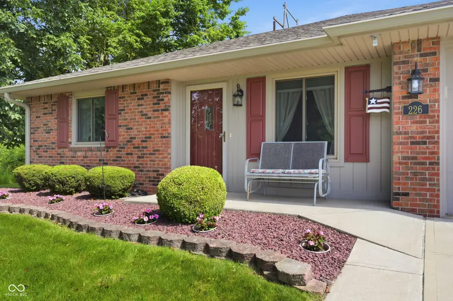 226 Saratoga Way, Anderson, IN 46013 - #2
