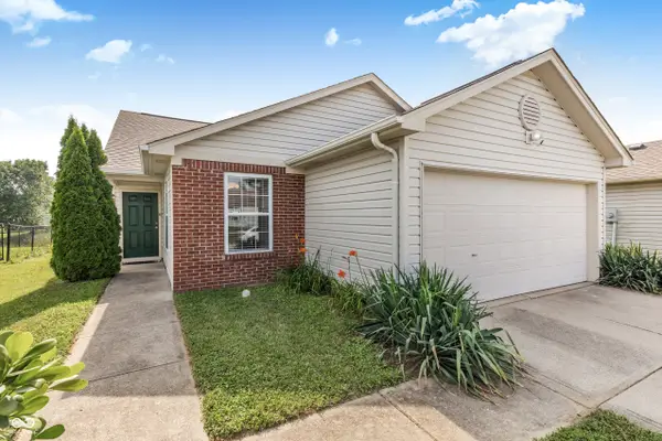 1807 Blue Lake Drive, Greenwood, IN 46143