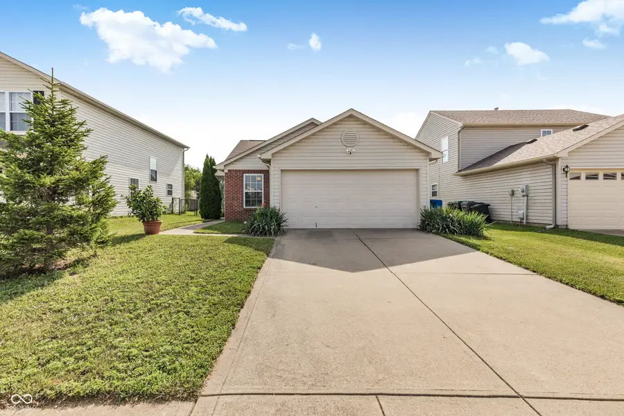 1807 Blue Lake Drive, Greenwood, IN 46143 - #2