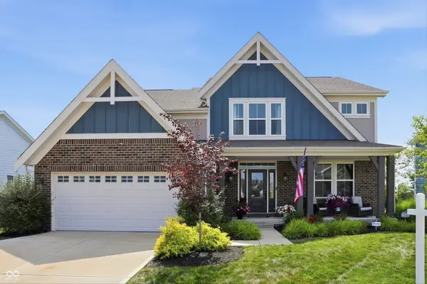 976 Pond View Drive, Greenfield, IN 46140