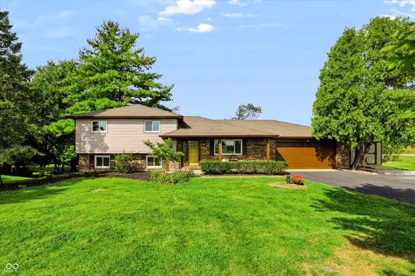 16028 Farr Hills Drive, Westfield, IN 46074