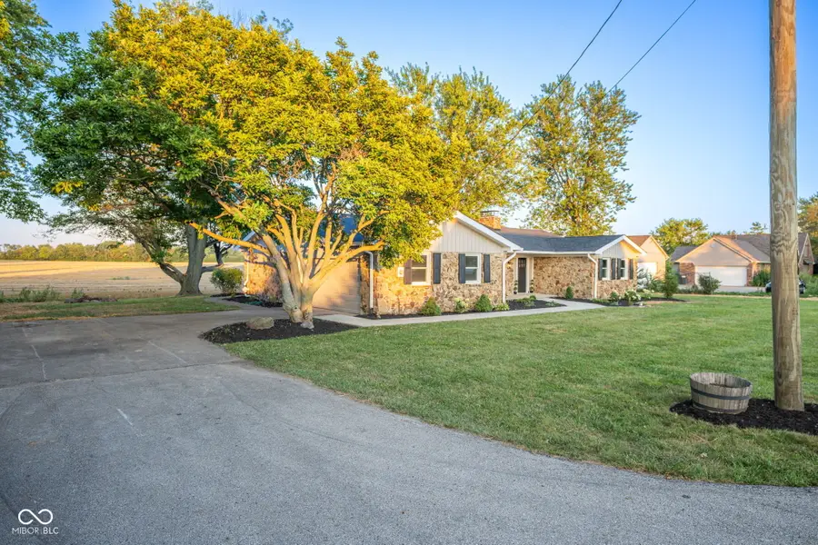 1639 N Buck Creek, Greenfield, IN 46140 - #3