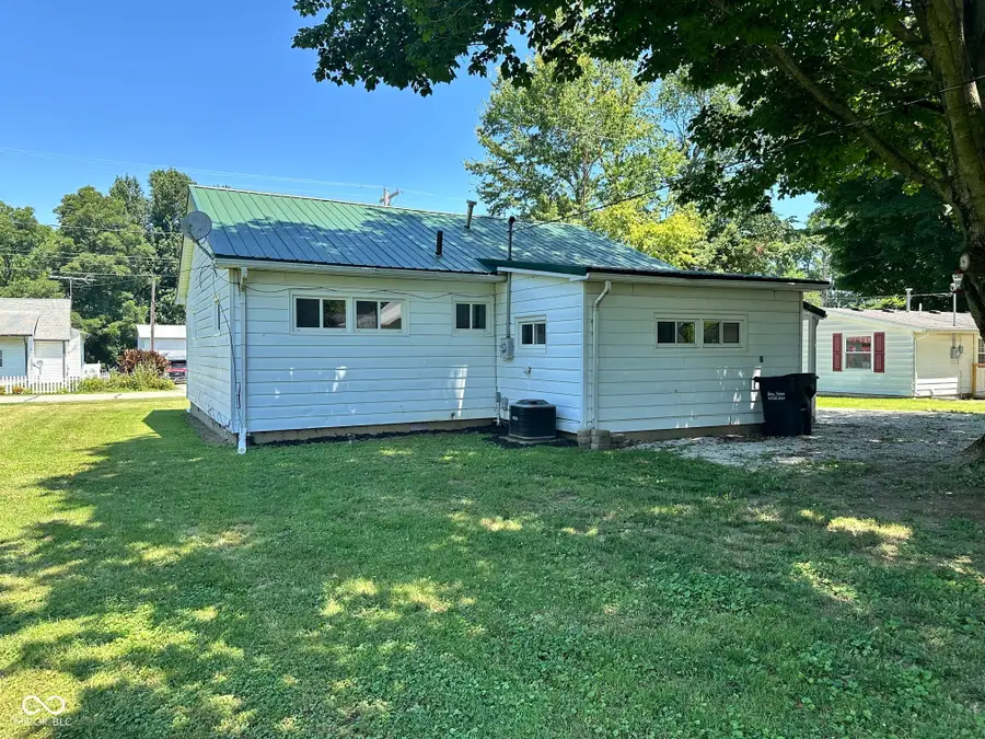 615 E Taylor Street, Ladoga, IN 47954 - #2