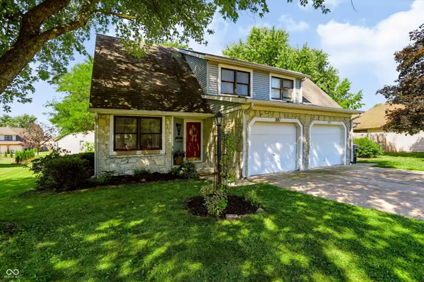981 Maple Grove Drive, Greenwood, IN 46143