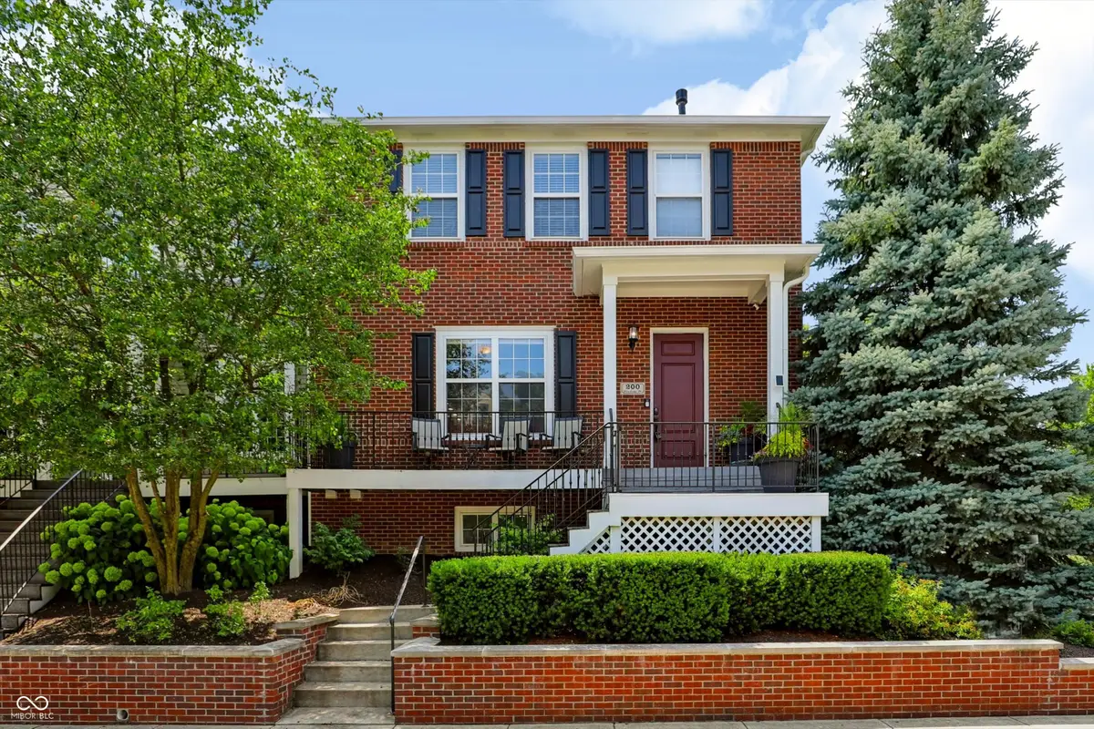 200 Manchester Drive, Zionsville, IN 46077 - #1