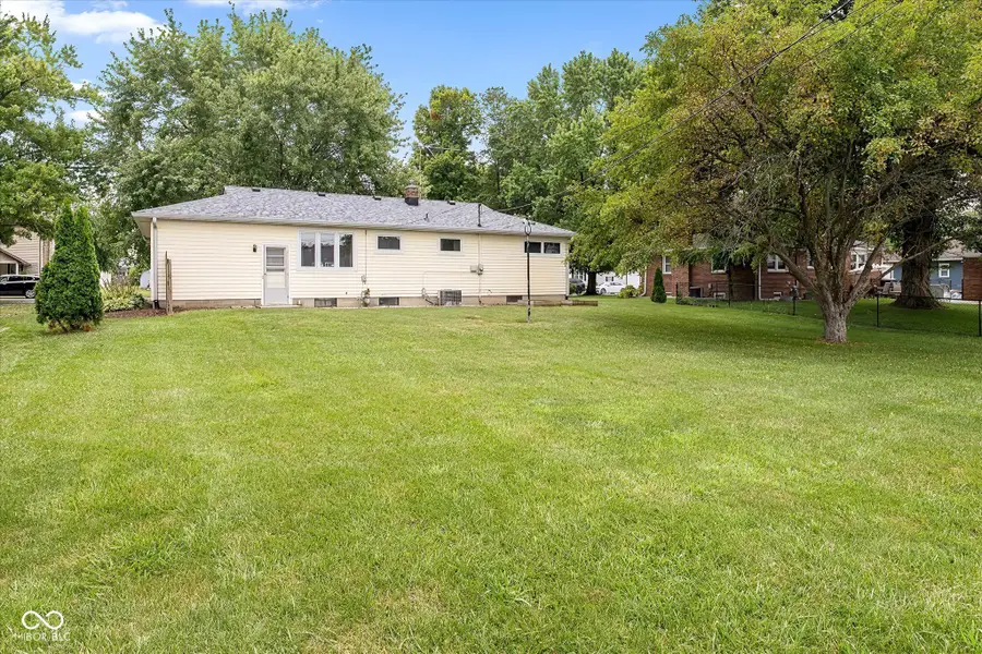 16 E North Street, New Palestine, IN 46163 - #2