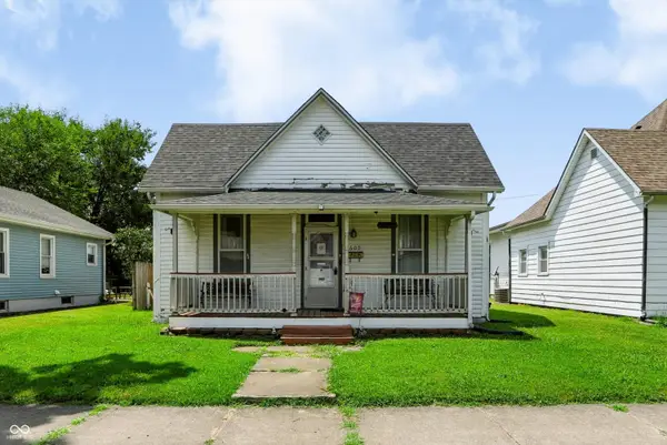 609 Montgomery Street, Shelbyville, IN 46176