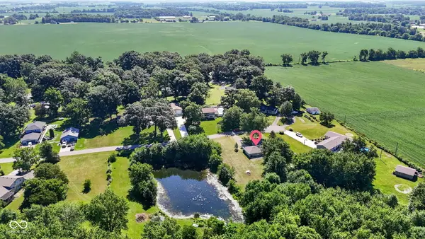 8909 N Lakewood Drive, Muncie, IN 47303