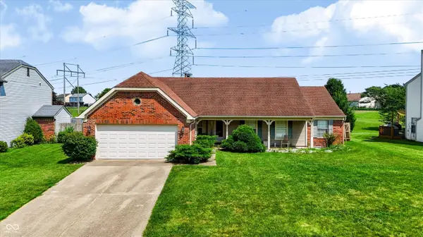 337 Stoneybrook Grove Drive, Greenwood, IN 46142