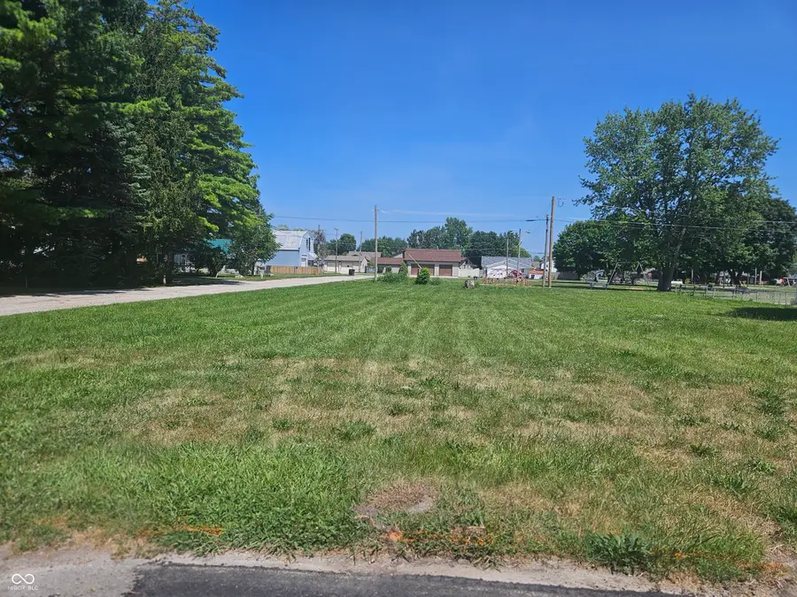 849 N 11th Street N, Elwood, IN 46036 - #2