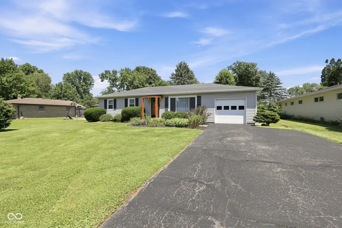 342 Woodview Drive, Noblesville, IN 46060 - #1