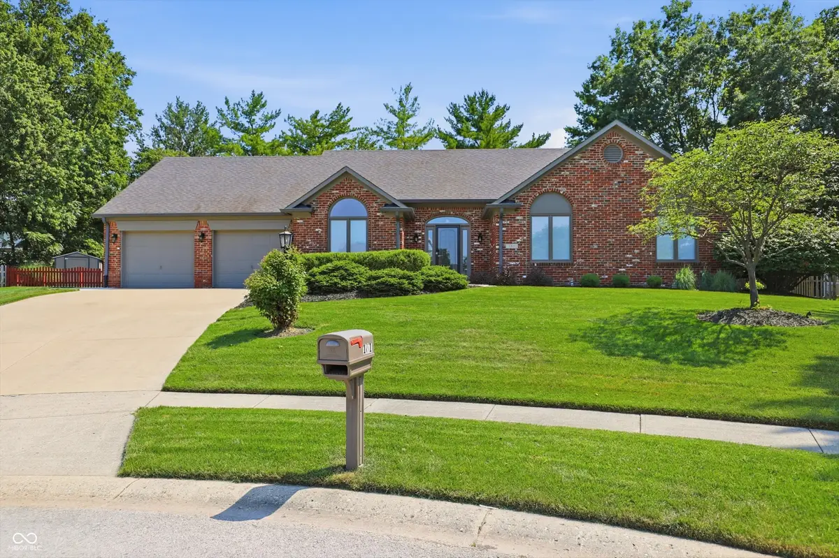 161 Stony Creek Overlook, Noblesville, IN 46060 - #1
