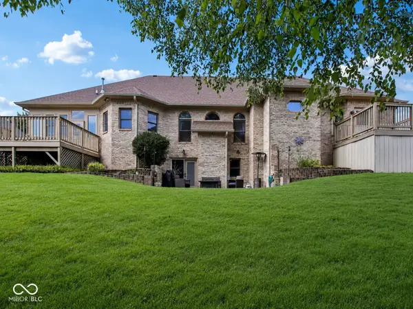 6635 E Ridgeview Court, Mooresville, IN 46158