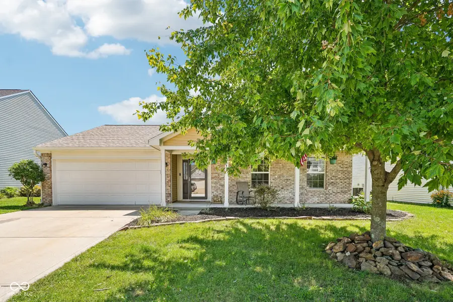 6647 W Longview Drive, McCordsville, IN 46055 - #2