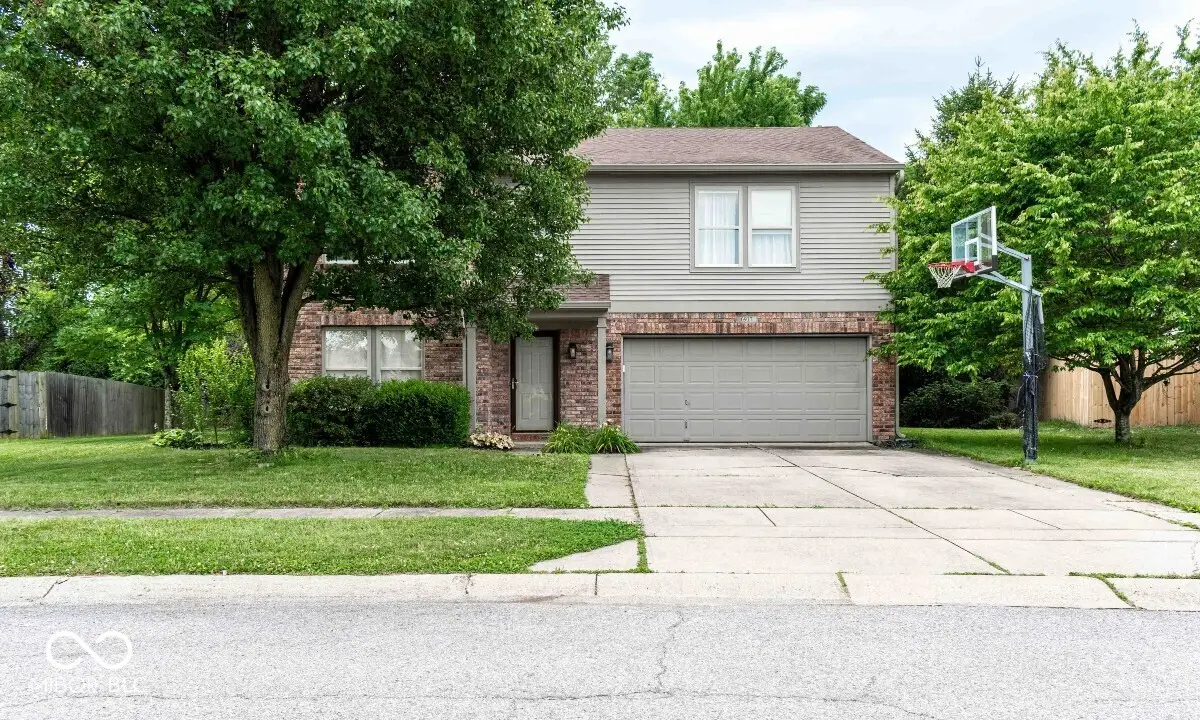 6917 Amber Springs Way, Indianapolis, IN 46237 - #1