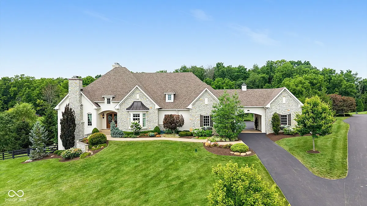 8264 W Fall Creek Drive, Pendleton, IN 46064 - #1