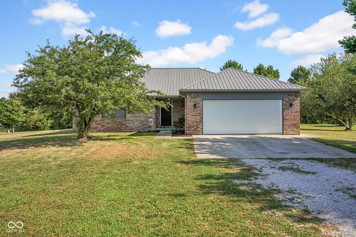 3582 W County Road 900 S, Stilesville, IN 46180 - #1