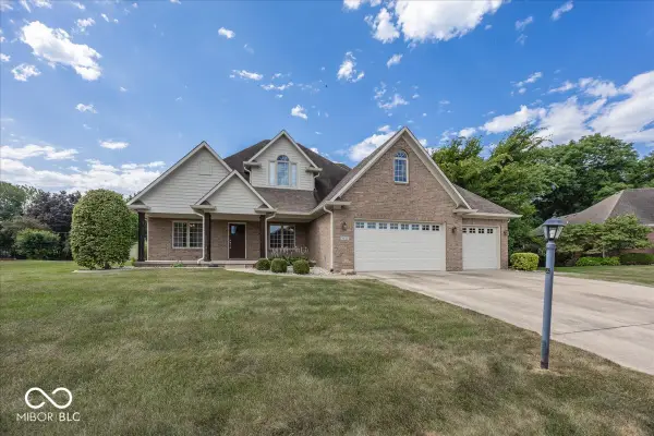 7082 Bitternut Lane, Plainfield, IN 46168