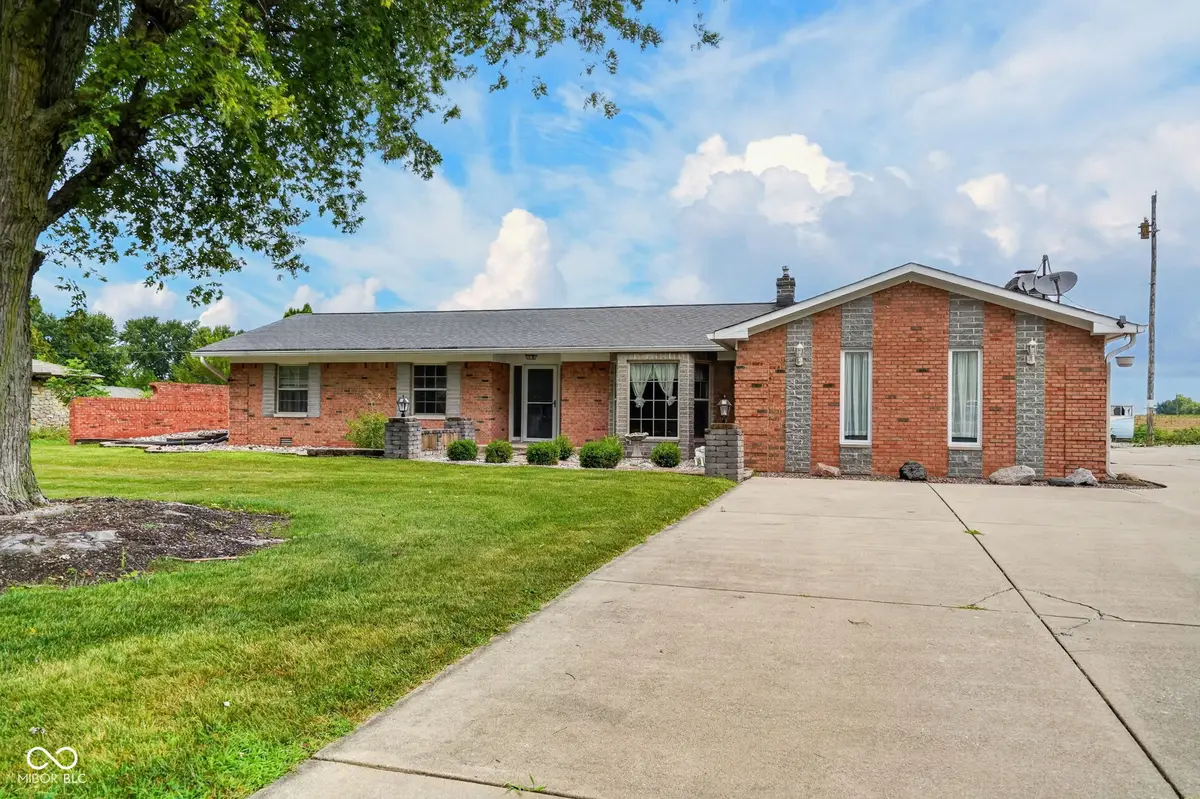 7420 W Sacramento Drive, Greenfield, IN 46140 - #1