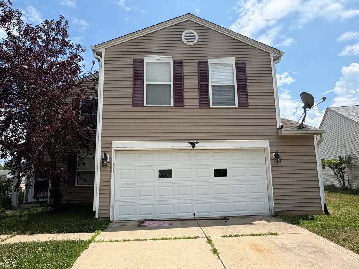 1501 Round Lake Road, Greenwood, IN 46143 - #1