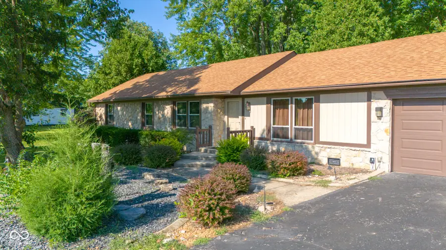 1073 N 350 W, Greenfield, IN 46140 - #2