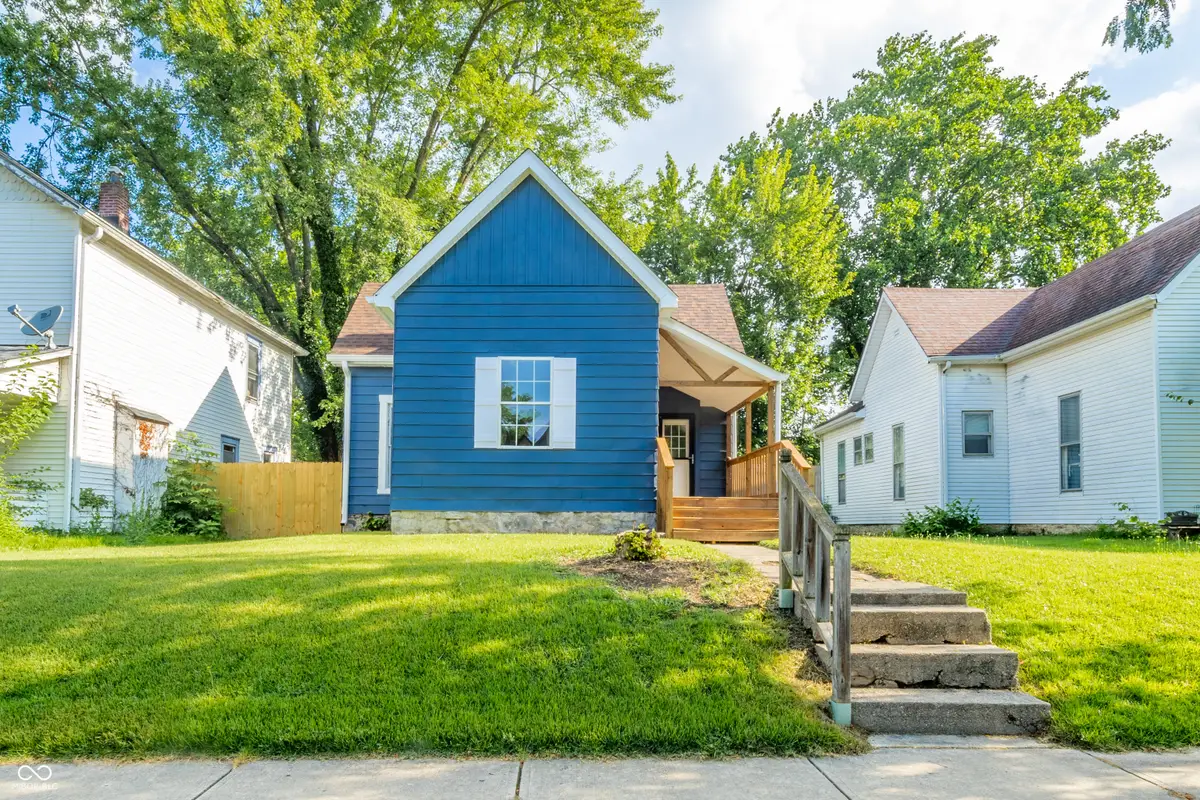 814 W 5th Street, Anderson, IN 46016 - #1